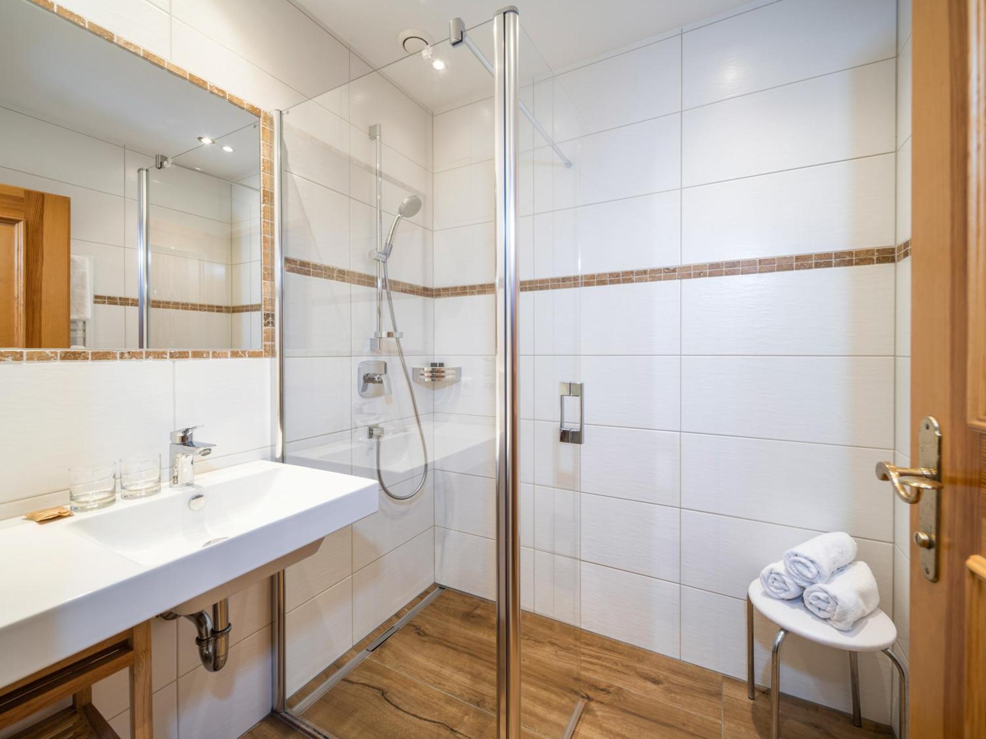 Ferienhotel Gasthof Zur Post Untertauern Buitenkant foto