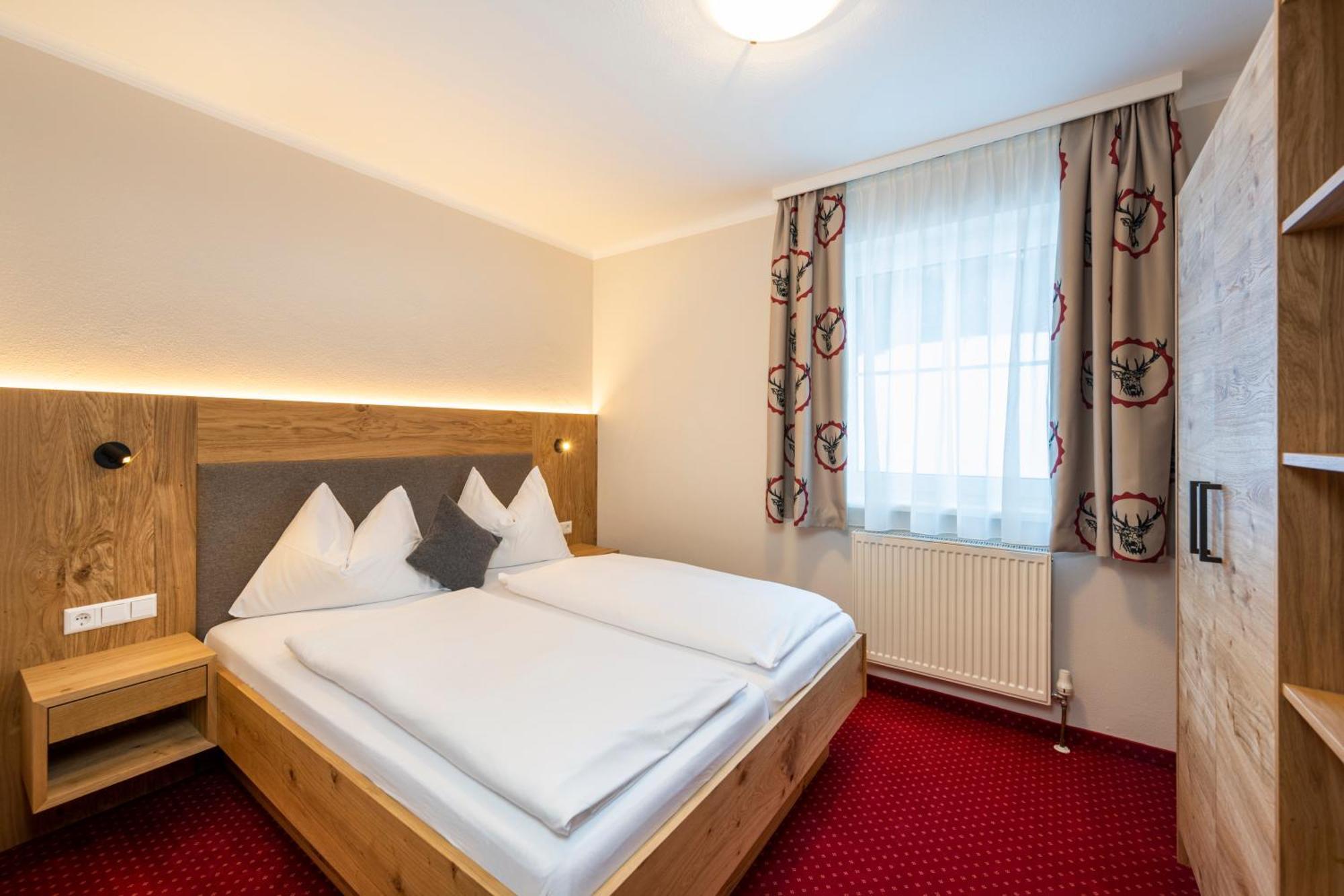 Ferienhotel Gasthof Zur Post Untertauern Buitenkant foto